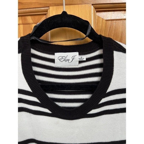 Eliza J Sz MED Sweater Dress Fit & Flare Knit Long Sleeve Black White Striped - Picture 3 of 9